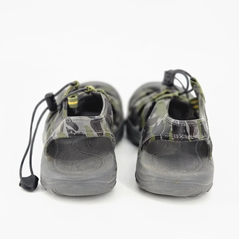 KEEN Newport H2 Camo Waterproof Closed Toe Hiking Sandals Green Kids Size 1 GUC